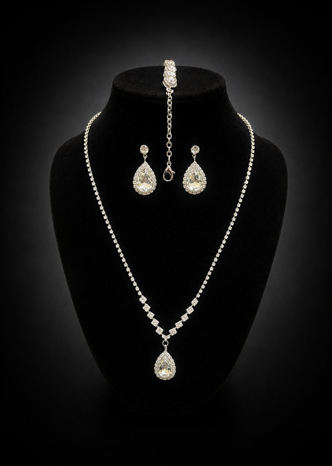 Elegant Teardrop Crystal Bridal Set